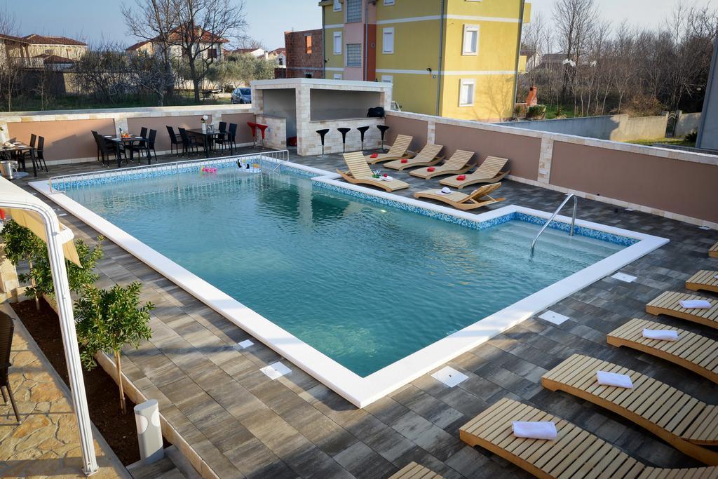Apartments Julijana Privlaka  Exterior foto